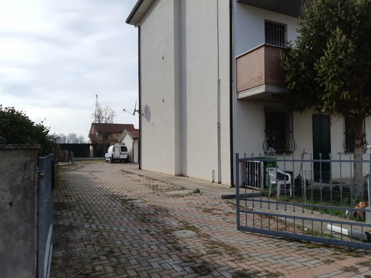 Il Grande Fiume Apartment Окиобело Екстериор снимка